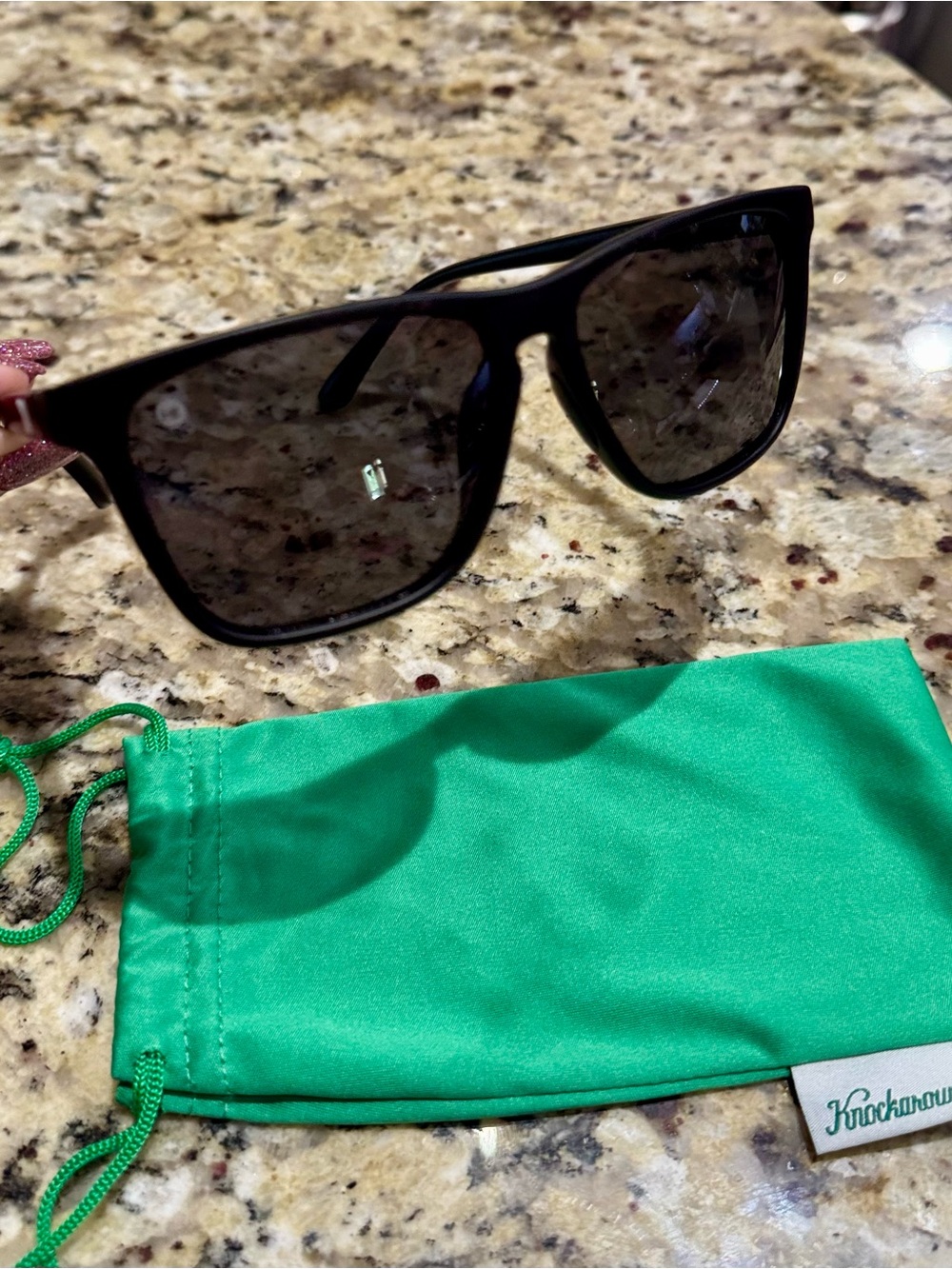 Womenโs Black Fashion Sunglasses with Dark Smoke Lenses